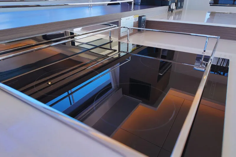  Yacht Photos Pics Leopard 50