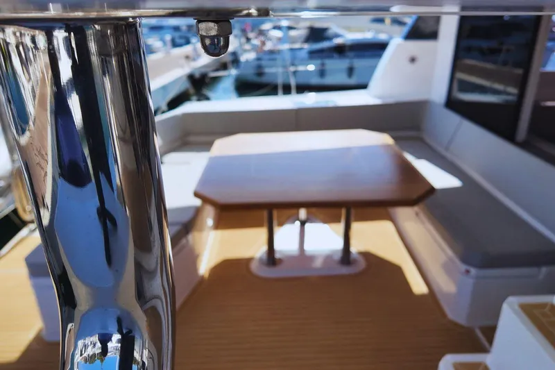  Yacht Photos Pics Leopard 50