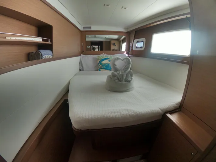 Rapscallion Yacht Photos Pics 