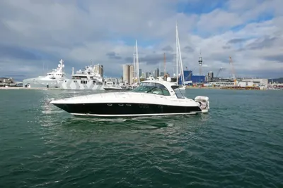 Sea Ray Sundancer 52