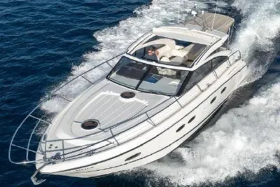 2011 Princess V42