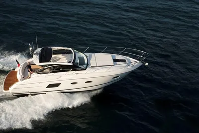 2016 Princess V39