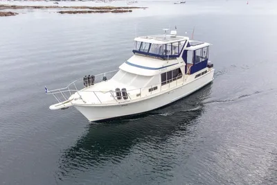 Tollycraft 44 Cockpit Motor Yacht