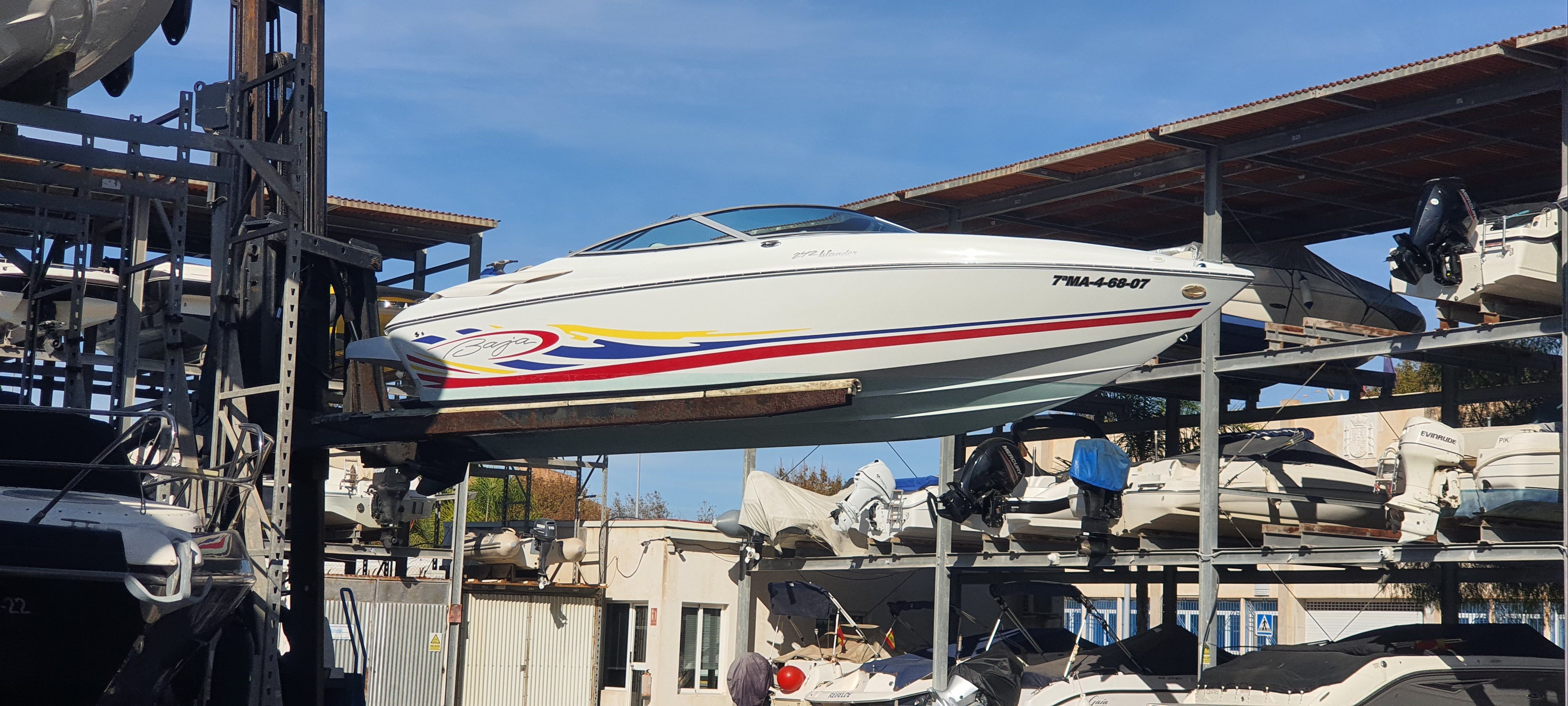 2007 Baja 242 Islander