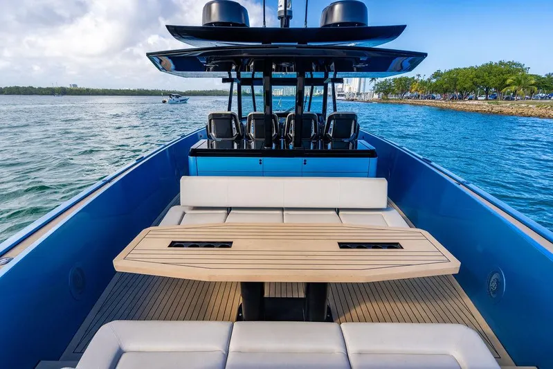 Elizabeth Yacht Photos Pics 2022 Wajer 55 S luxury yacht with sleek design and spacious seating area.