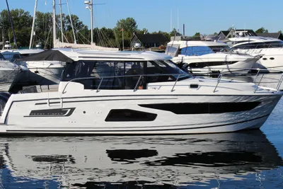2019 Jeanneau Merry Fisher 1095