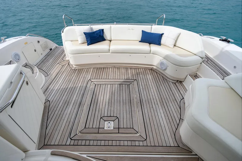 Majestic Stars Yacht Photos Pics Luxurious 2012 Sea Ray Sundancer 580 yacht deck with elegant seating and ocean view.