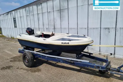 1900 Speedboat 330