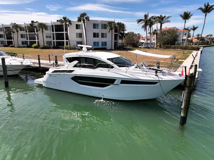 Truly Ineffable Yacht Photos Pics 