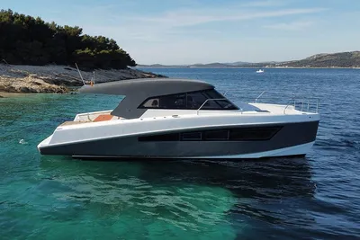 2025 Makai M37