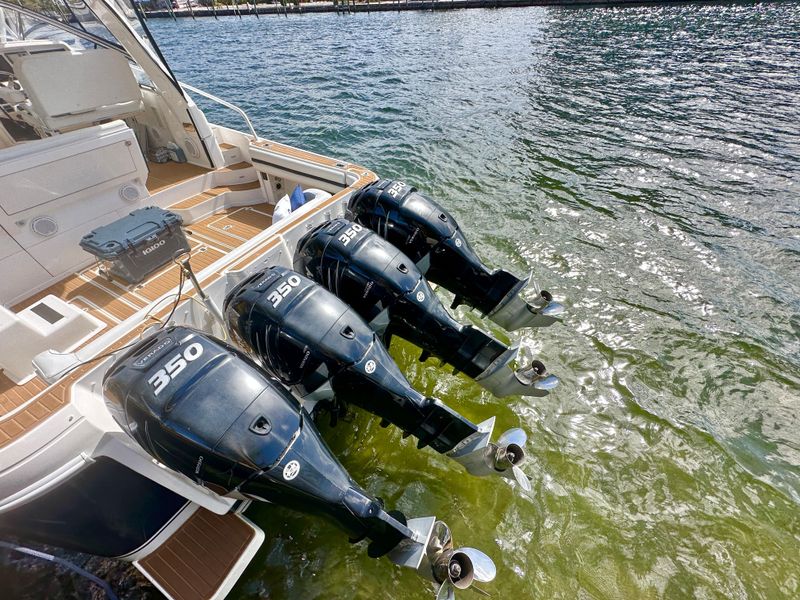 2006 Intrepid 475 Sport Yacht 2016 Engines
