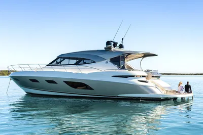 Riviera 6000 Sport Yacht