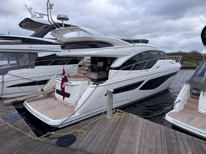 F55159 Yacht Photos Pics 