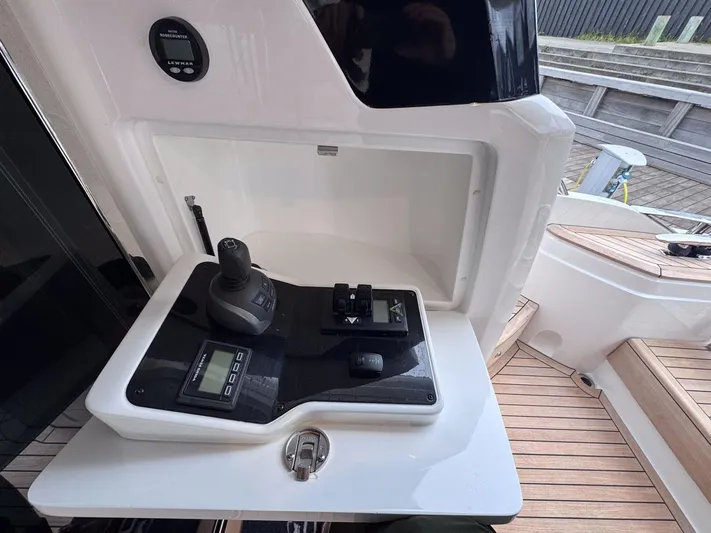 F55159 Yacht Photos Pics 