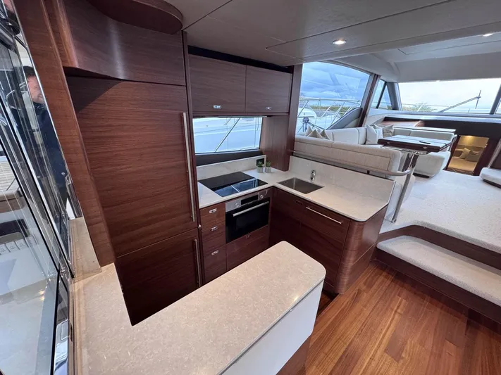 F55159 Yacht Photos Pics 