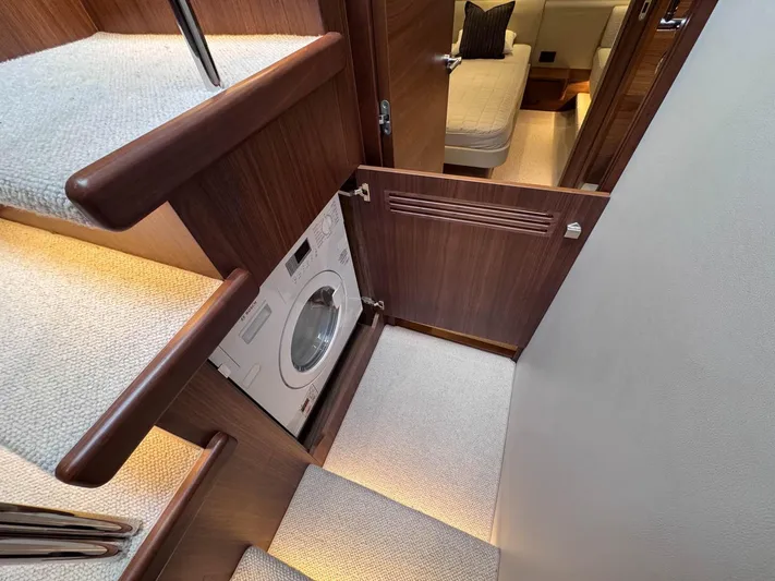 F55159 Yacht Photos Pics 
