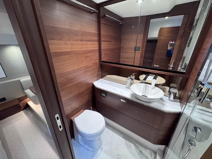 F55159 Yacht Photos Pics 