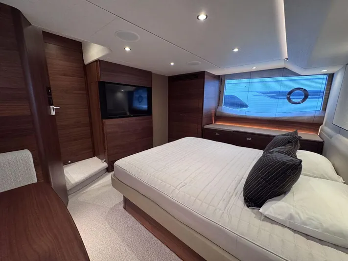 F55159 Yacht Photos Pics 