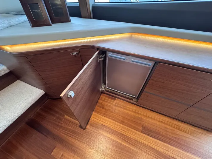 F55159 Yacht Photos Pics 