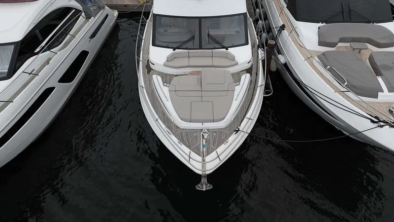 F55159 Yacht Photos Pics 