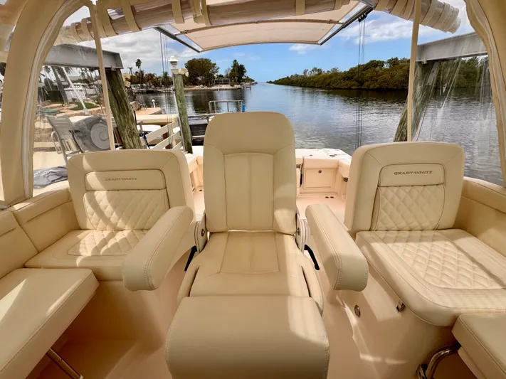  Yacht Photos Pics 2025 GRADY-WHITE 330 EXPRESS - Image 39