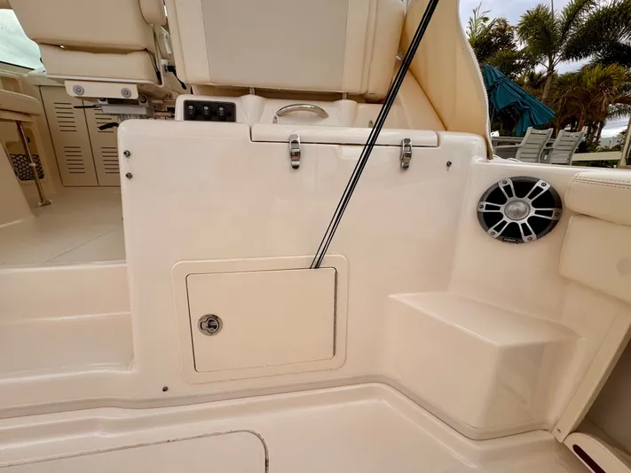  Yacht Photos Pics 2025 GRADY-WHITE 330 EXPRESS - Image 34