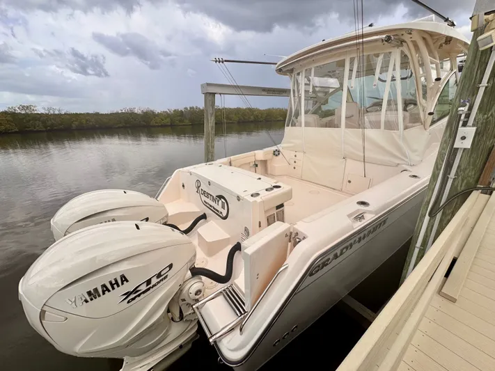  Yacht Photos Pics 2025 GRADY-WHITE 330 EXPRESS - Image 8