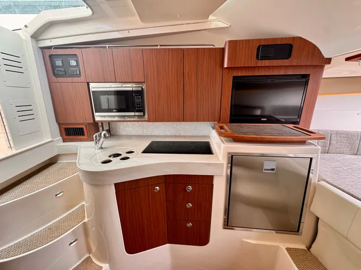  Yacht Photos Pics 2025 GRADY-WHITE 330 EXPRESS - Image 54