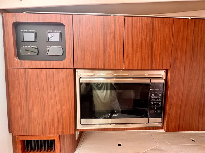  Yacht Photos Pics 2025 GRADY-WHITE 330 EXPRESS - Image 56