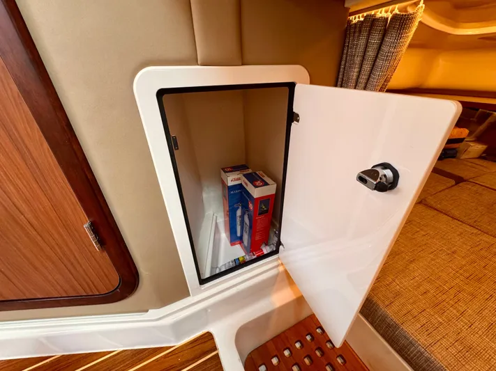  Yacht Photos Pics 2025 GRADY-WHITE 330 EXPRESS - Image 77