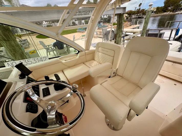  Yacht Photos Pics 2025 GRADY-WHITE 330 EXPRESS - Image 38