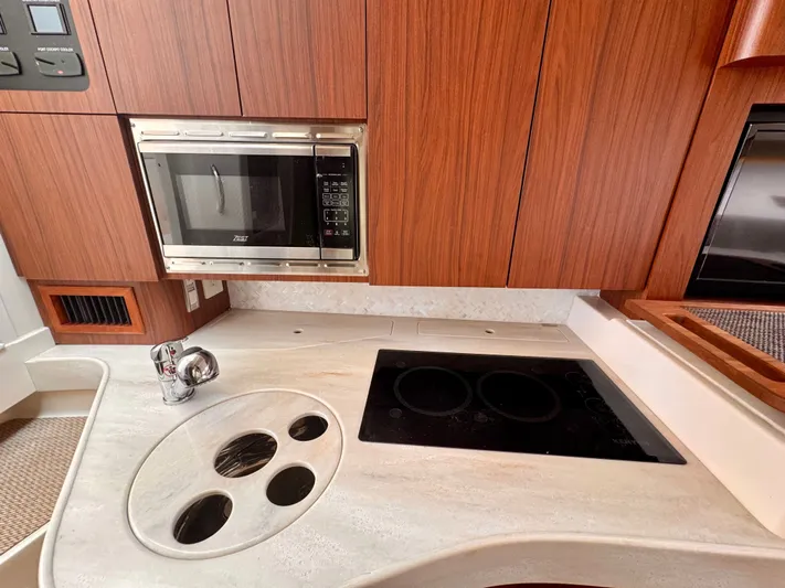  Yacht Photos Pics 2025 GRADY-WHITE 330 EXPRESS - Image 55