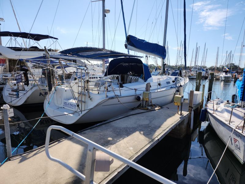 2005 Beneteau Cyclades 43