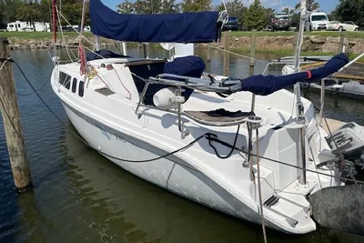 Hunter 240