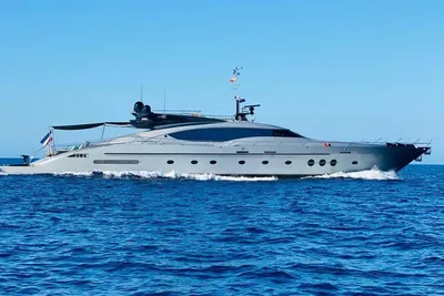 2005 Palmer Johnson 120