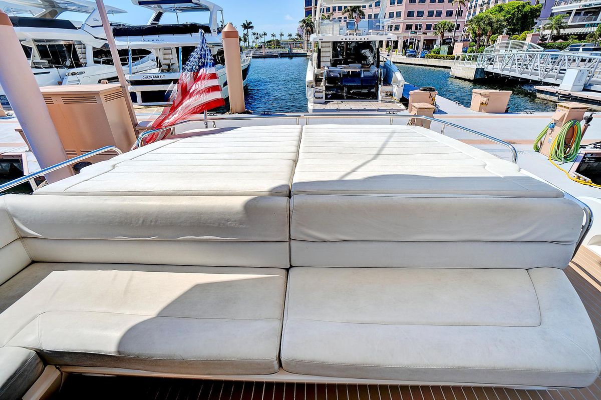 2017 Sunseeker 68 