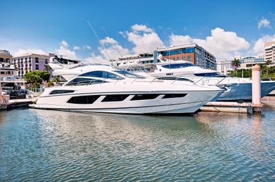 Yacht