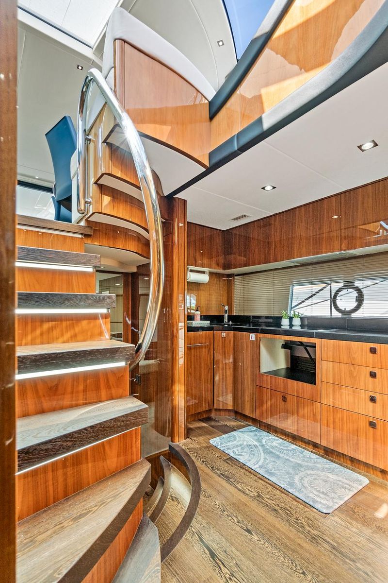 2017 Sunseeker 68 