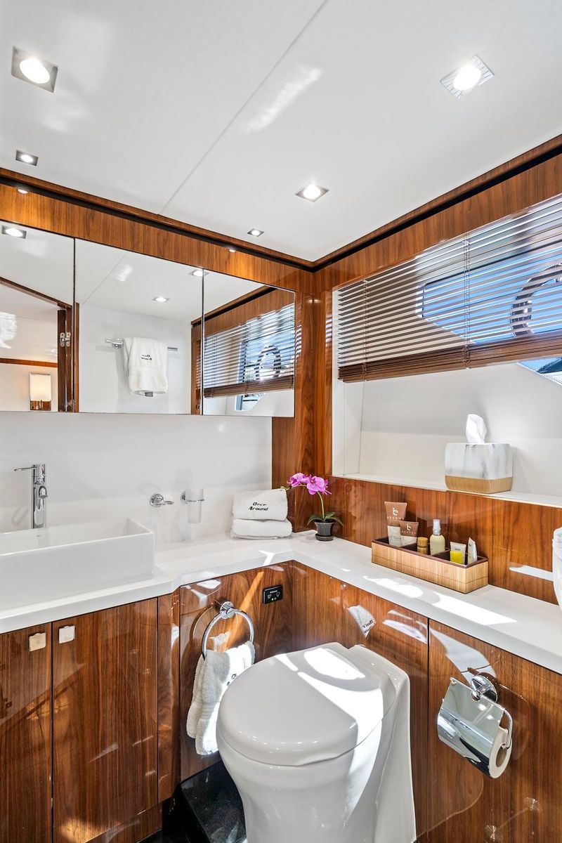 2017 Sunseeker 68 