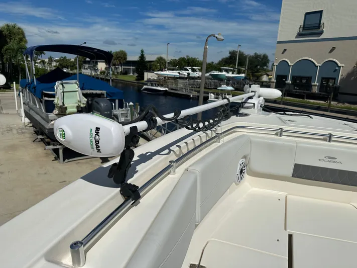  Yacht Photos Pics 2023 COBIA 320 CC - Image 14
