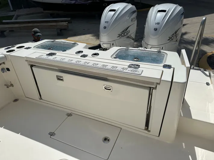  Yacht Photos Pics 2023 COBIA 320 CC - Image 10