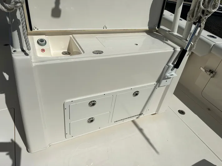  Yacht Photos Pics 2023 COBIA 320 CC - Image 21