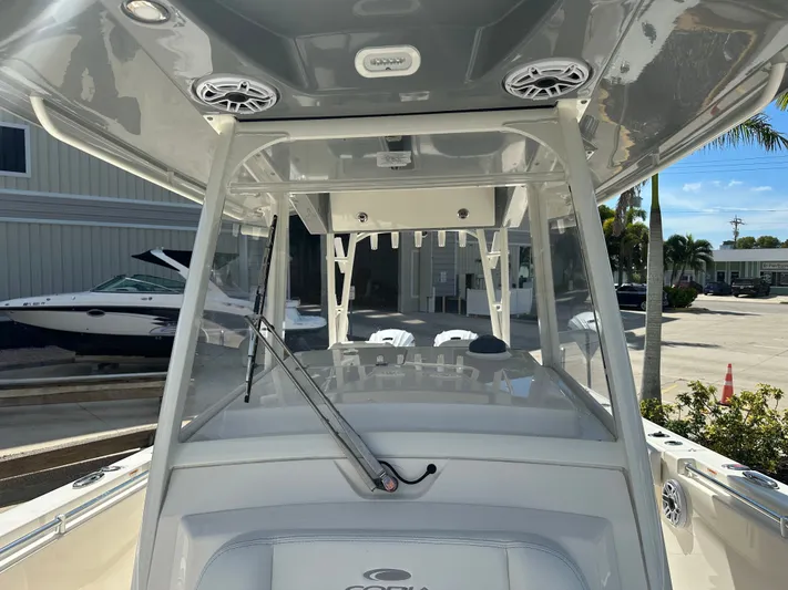  Yacht Photos Pics 2023 COBIA 320 CC - Image 16