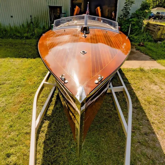  Yacht Photos Pics front deck