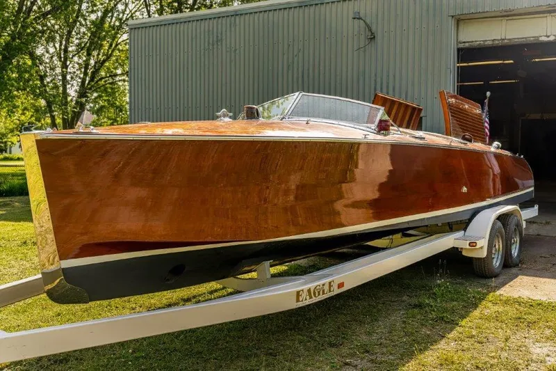  Yacht Photos Pics port bow