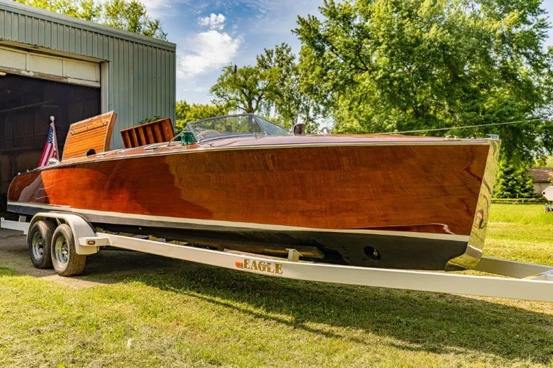  Yacht Photos Pics stbd bow