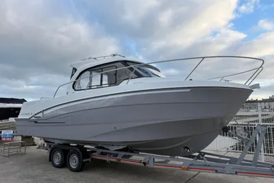 Beneteau Antares 8