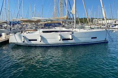 2019 Dufour 390 Grand Large