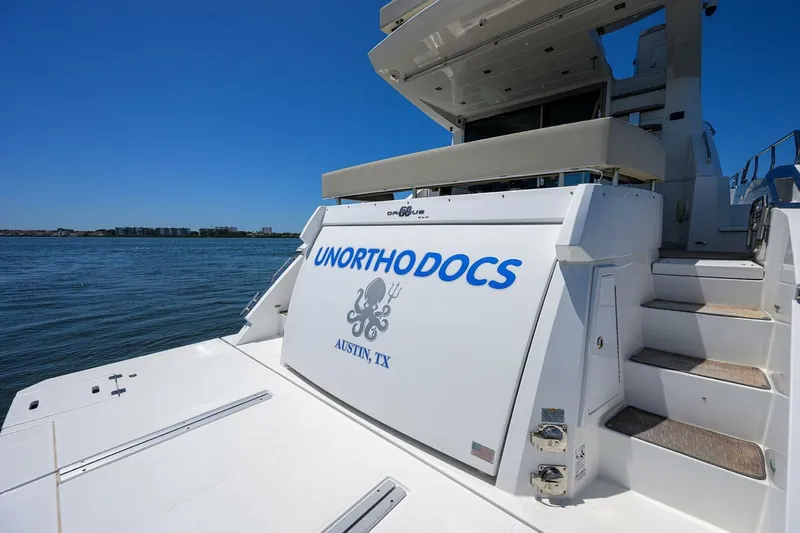 Unorthodocs Yacht Photos Pics 2018 Cruisers 60 Cantius Fly - Image 14
