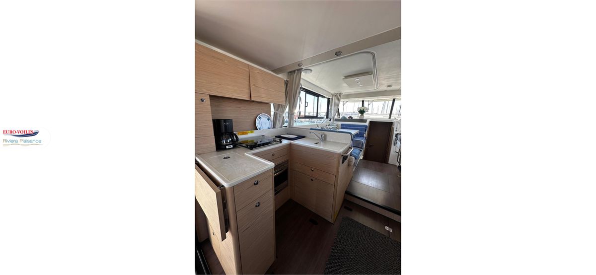 2022 Beneteau 44 